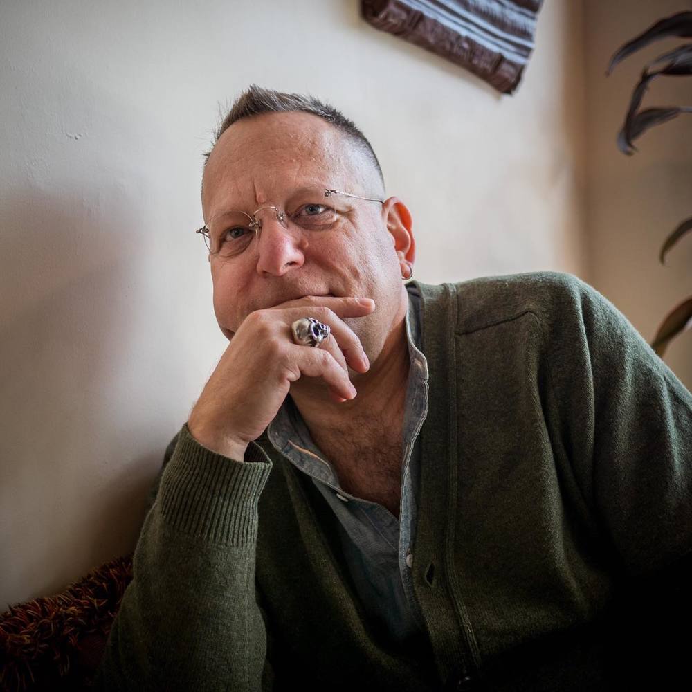 Meet your Posher, Neal